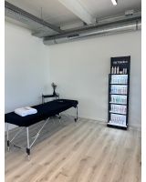 Dermedics retail counter display – product image 3